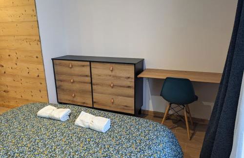 Chazelet - Avec terrasse et jardin - Photo 63