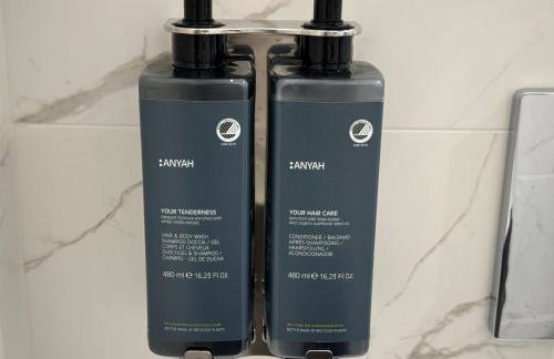 Southgate Luxury Apartments-Jaquzzi Bath-Private Parking- suitable for contractors - Foto 58