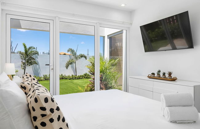 3BR 3BA Newly Built w Private Pool 5 min 2 Beach - Foto 15