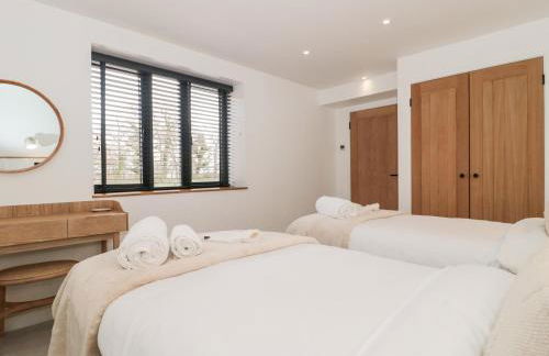 Linden Barn - Photo 20