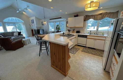 F14 Bretton Woods Condo along golf course short walk from Omni Mount Washington Hotel - Foto 7