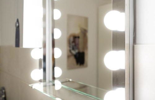 230 m2 Loft mit eigenem Wintergarten mit Tischtennis & Dart, kostenloser Parkplatz - Foto 29