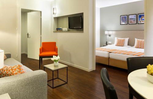 Citadines Antigone Montpellier - Photo 32