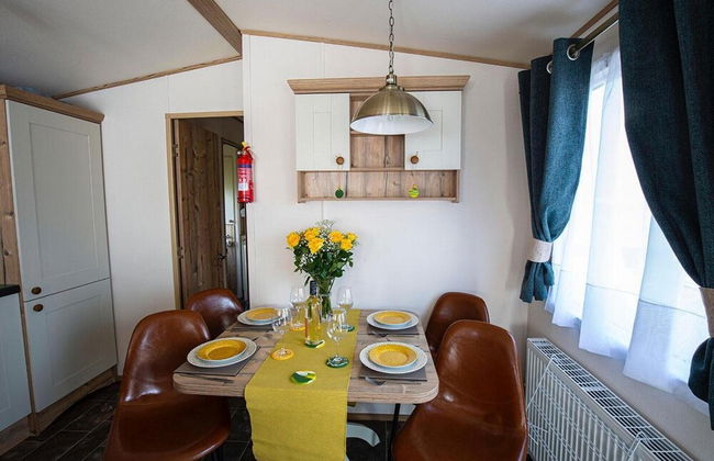 Stunning 2 Bed Chalet in Silversands Lossiemouth - Photo 10