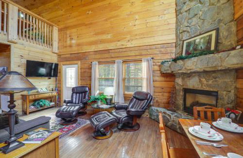 8 Mi to Appalachian Ski! Mtn-View Gem on 22 Acres - Foto 4