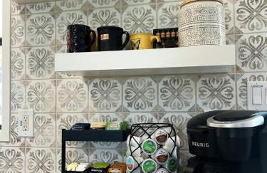 Bus Stop Saloon - Cave Creek with Spa - Photo 22