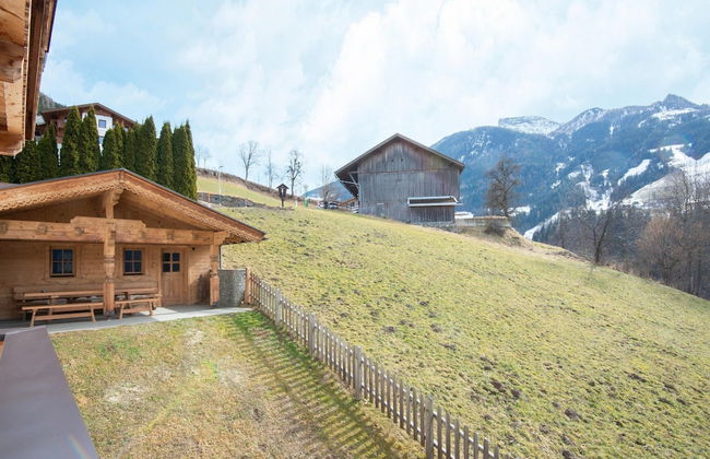 Chalet in Zell am Ziller Near Ski Lift - Foto 35