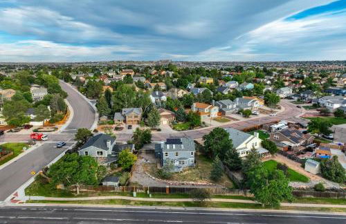 Modern 6BR Home in Briargate - Pet Friendly - Foto 54