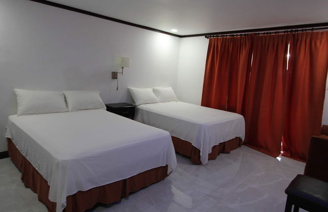 Sand and Blue Seas - Photo 15