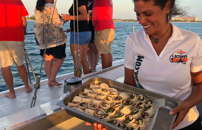 Paseo en catamarán por Aruba al atardecer - Foto 2