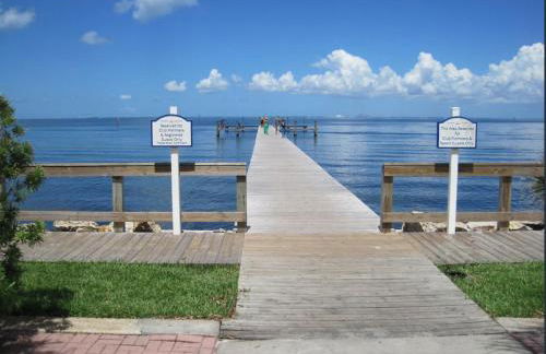 Beautiful New Luxury Townhome with Private Beach and Swimming Pools - Foto 43