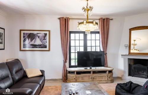 Villa Mosca - 4 Bedrooms & BBQ, Santa Cruz - Foto 23