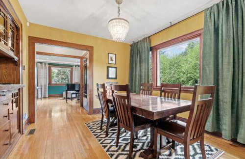 Lowry Parlour - Photo 9