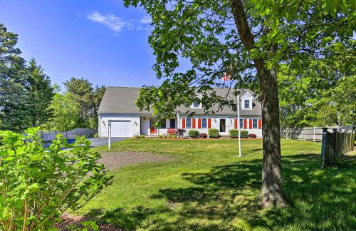 Cape Cod Home with Game Room - 3 Mi From Mayflower! - Foto 35