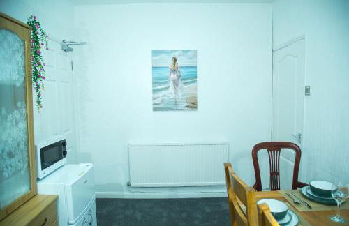Lucky Home 24 - Ideal for Trade & Family - 2 Bedrooms - 3 Beds - Max 4 Guests - Close to BAE, Docks, Lake District, Beaches - Foto 30