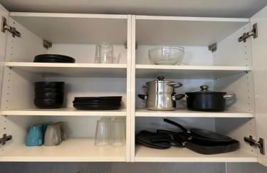 modernes Monteurzimmer mit zwei Einzelbetten - Foto 2