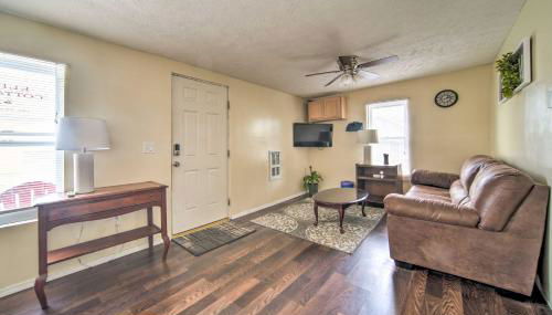 Geneva-on-the-Lake Cottage with Patio Walk to Shore - Foto 3