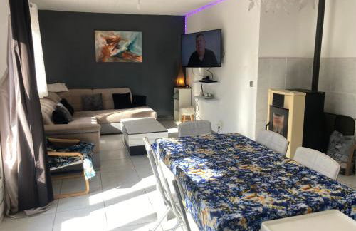 Appartement T3 dans pavillon avec terrasse et jardin - Foto 4