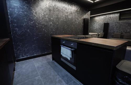 Nero Suite Sleeps Fourteen - Photo 5