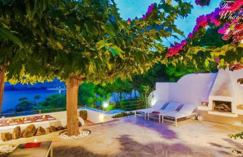 White Rock Villa With Breathtaking Views and Pool - Foto 78