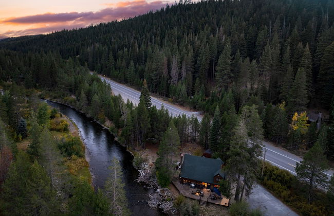 Riversong Lodge by Avantstay Sauna Hot Tub On The Truckee River - Photo 39