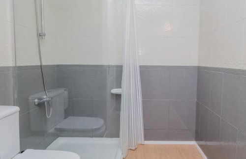 Casa Adosada Esquinera Urbanización Piscina Comunitaria - Photo 24