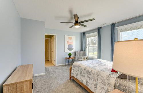 Private Yard and Pond Views Fort Wayne Family Home! - Foto 14