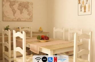 La Bodega del Mar - Luminoso y céntrico apto con piscina en verano y parking - Foto 7