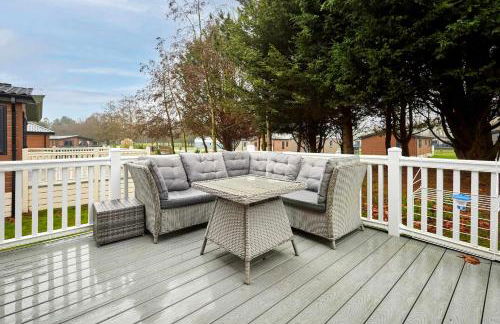 Peace Lodge with Hot Tub - Foto 22