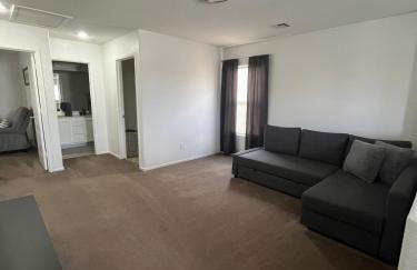 Beautiful 2 story home 20 minutes from the strip - Foto 35