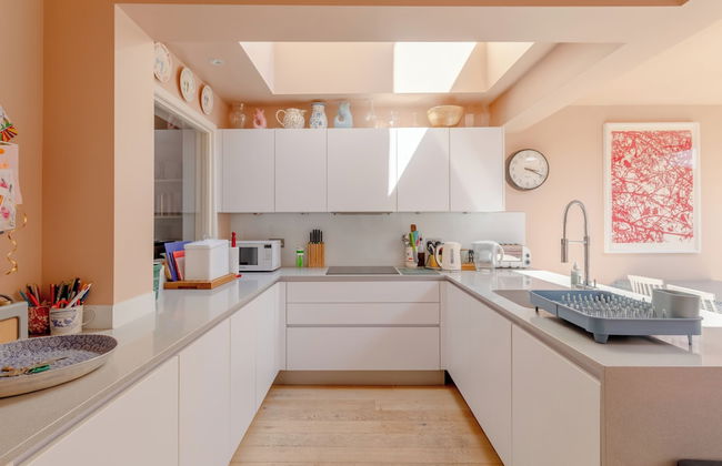 Beautiful Family-Friendly 3BD House - North Sheen - Foto 14