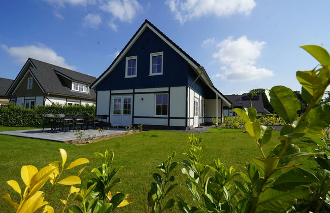 4 bedroom House in Susteren with swimming pool and terrace - Photo 15