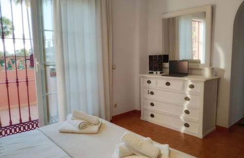 villa azahar,4 habitaciones dobles - Photo 22