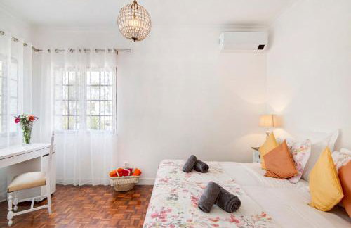 Sunshine House - Photo 25