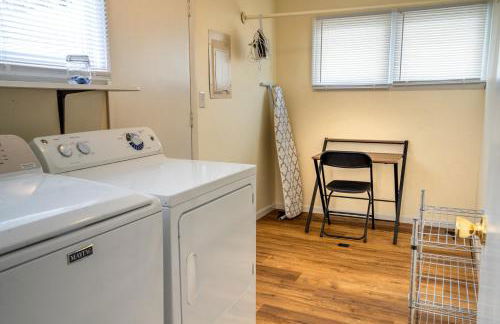 Historic Route-66 Bungalow - Photo 15