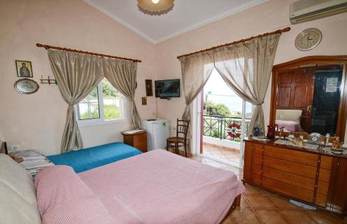 Ikaria Studios - Photo 19