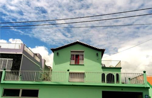 Nandes Place - Photo 2