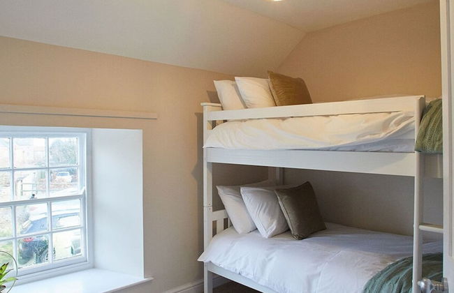 Host Stay Middle Farmhouse - Photo 13