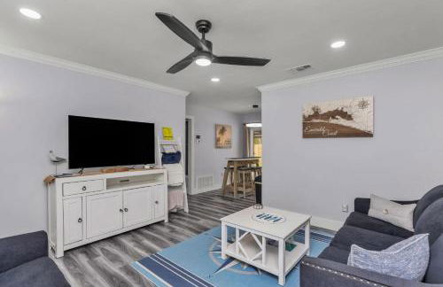 Memorial House - Ping Pong, Grill, Arcade, Beach! - Foto 7