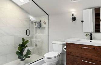 Historic Garden District 5BR with Parking and Balcony - Foto 6