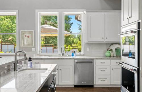 Luxurious, Modern Farmhouse in Wine Country - Foto 17