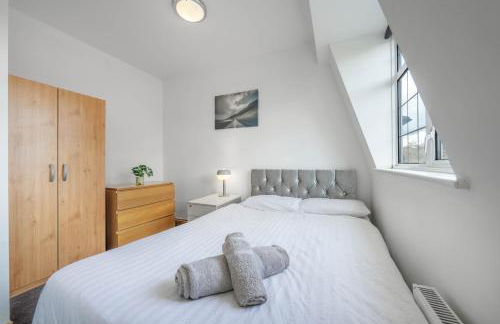 Lovely 5 Bed House in Barnet , home away from home - Foto 13