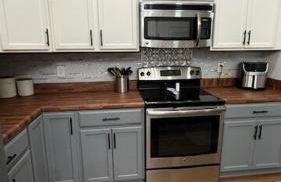 Cozy & Airy Retreat with Lots of Character - Foto 22