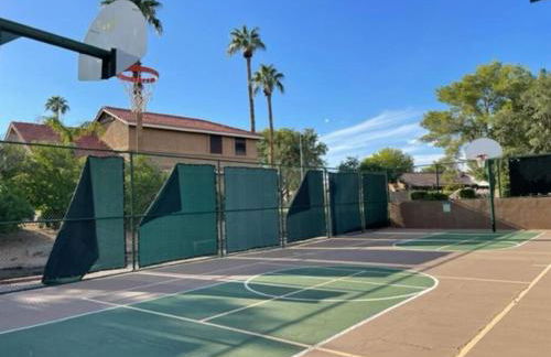 Lakefront Hacienda with Pool, Hot-tub, Tennis - Foto 15