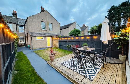 Designer 2 Bed Luxury Apartament with Private Garden in London - Foto 21