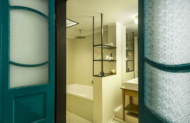 Unique and Spacious 2BR Apt with Terrace - Photo 29