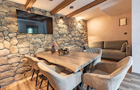 Awesome Home In Gornje Stative With Wifi - Foto 22