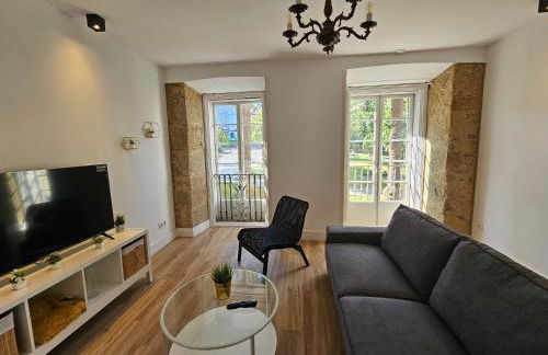 Apartamentos en el centro - Plaza de Amboage - WIFI - Foto 8