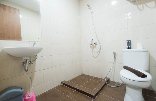 Spacious And Comfortable 3Br Vida View Makassar Apartment - Foto 13