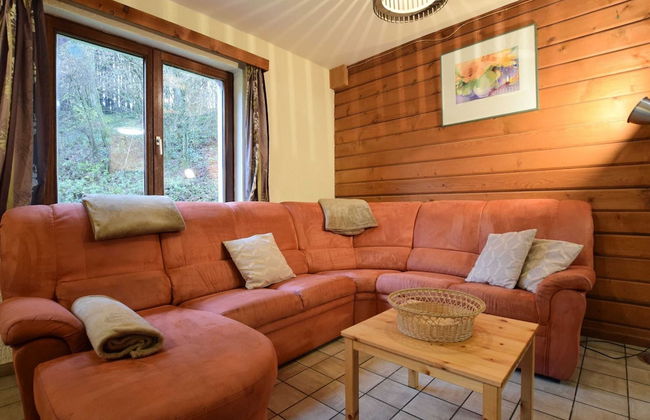 Family Villa With Garden - Photo 15